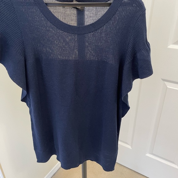 Summer navy knit short sleeve with ruffles. - Picture 5 of 5